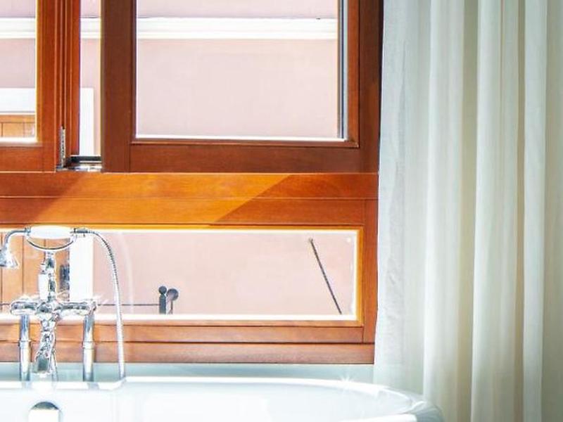 E8D83028ACC16492E218A3E9ACDFA0A4