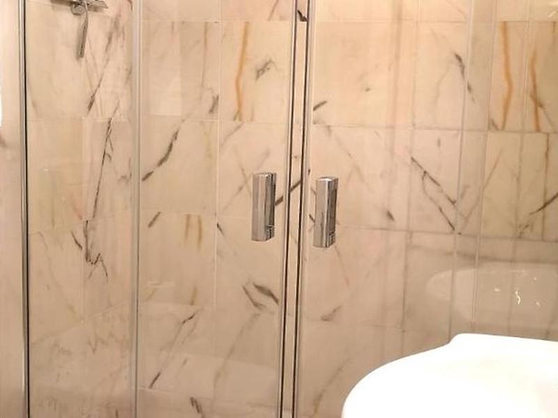 E5C6EFA2EEF795685B78140652E95C37