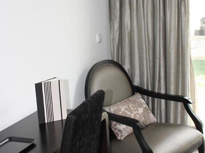 D010412B421FE44A4A5983C8771C5162