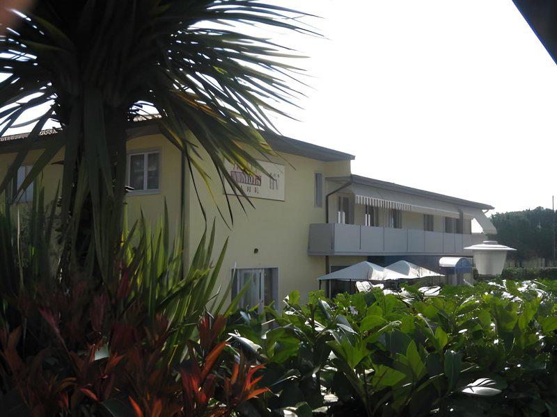 ABFE3FB5CEB4E3F5E3D093B053D3B477