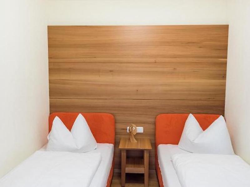 A6A62F8909BAA7FA31E2F02493F21D6F