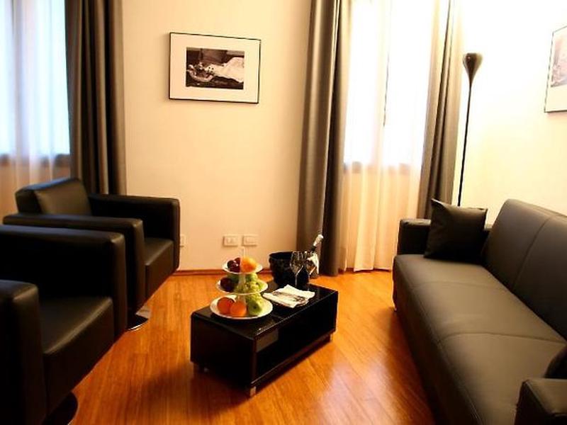 706858A076B08E8D80A47B677D0143A9