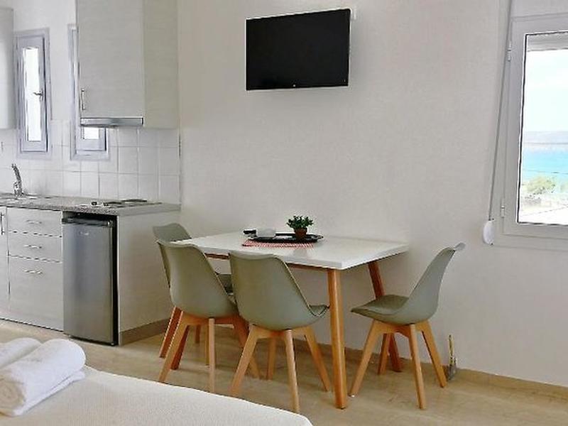 3724536A190883742B5E58B81C8561D2