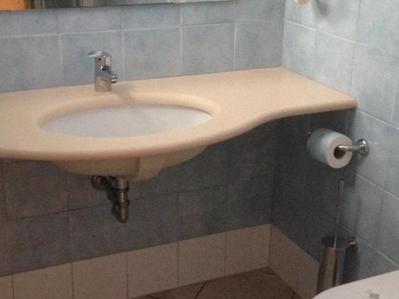 DFEC80BE69A091B3D5414DC1156C18C1