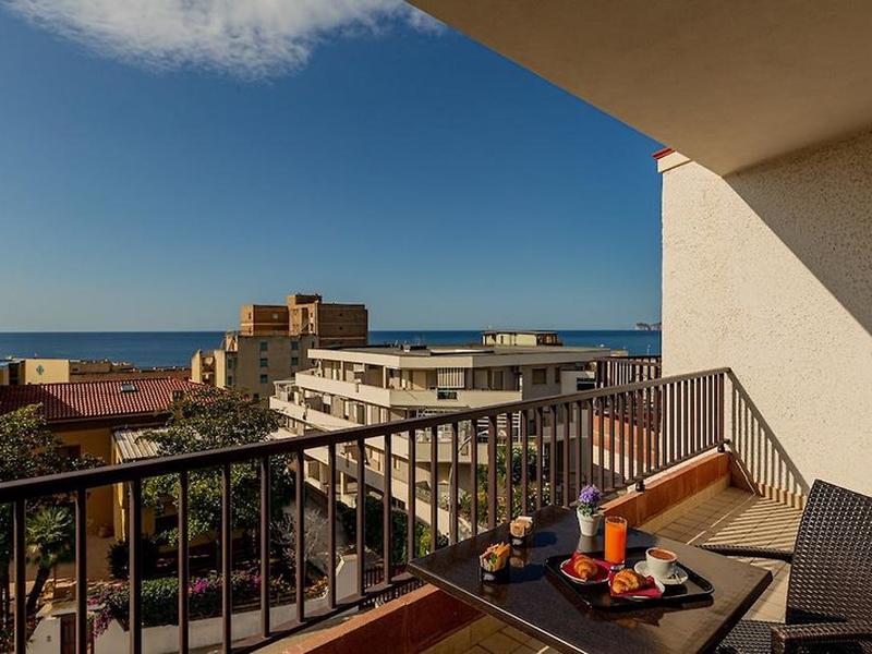 B4DC4FB67E33F6F0FABD55AAEEE40345