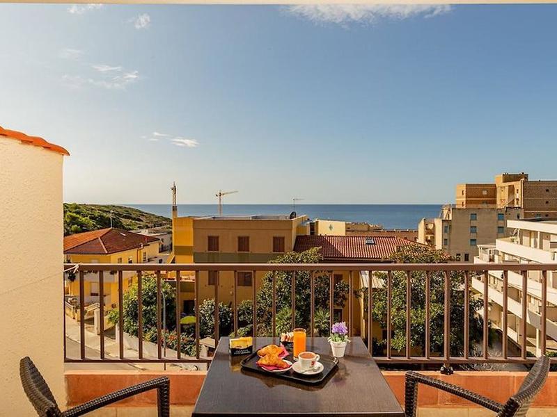 AA1FDEBBDE9B6165028FCAC8D1D1D4DD