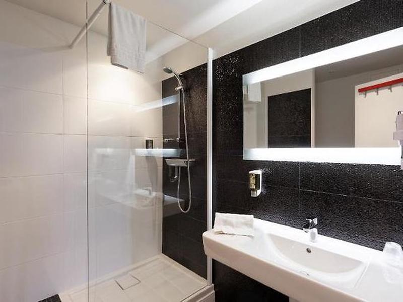 F443000CC34A7DFA8ACB5C234F9145D6