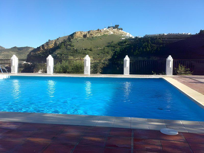 7F225E2830F1AF25331FF99471A4D876