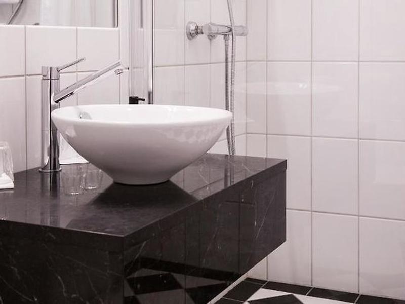 48B4707250A0D828A8A27FD6E6D29E29