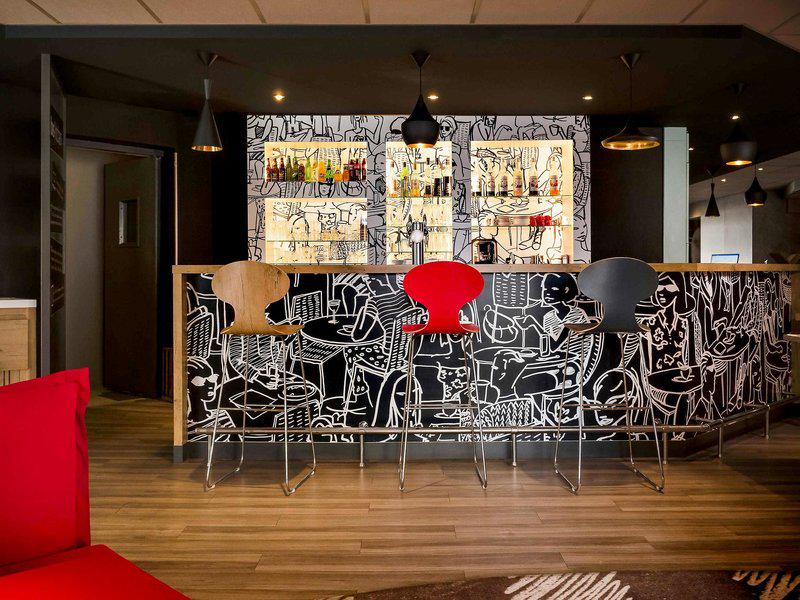 C8CC39F3B9E0FB01E345981E2ADC54AE