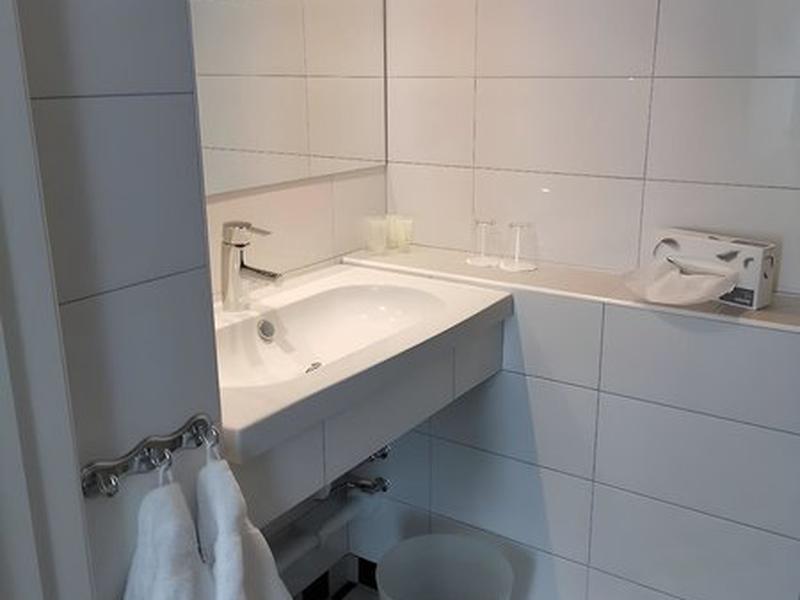 028B73E90ABBCC89565A713BB307AB03