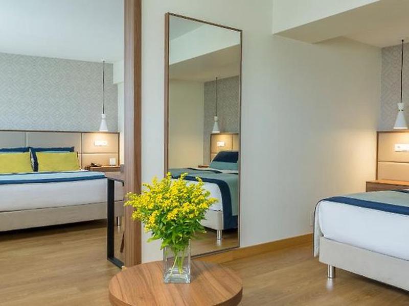 2D7C952AA4644DE7DF1BBF47375C1A50