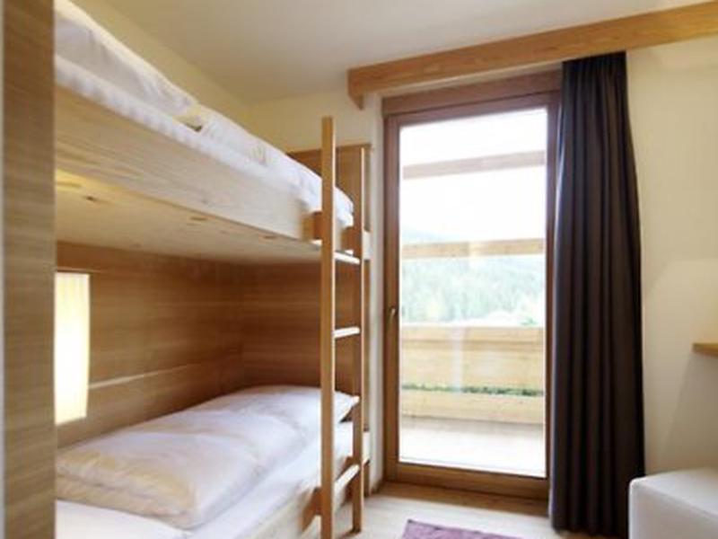 FFD030BC9A0E856C7EE52395671187AC