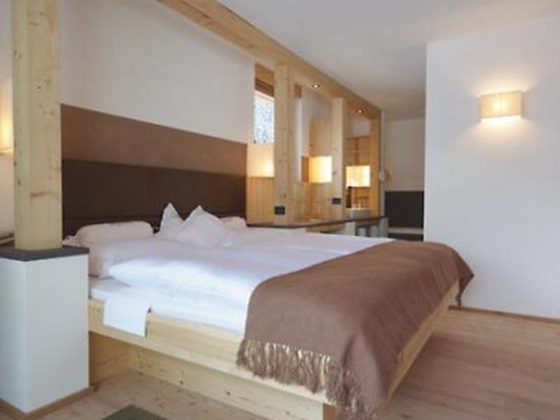 4AA6ED22638DED1C8B97BADE4603908C