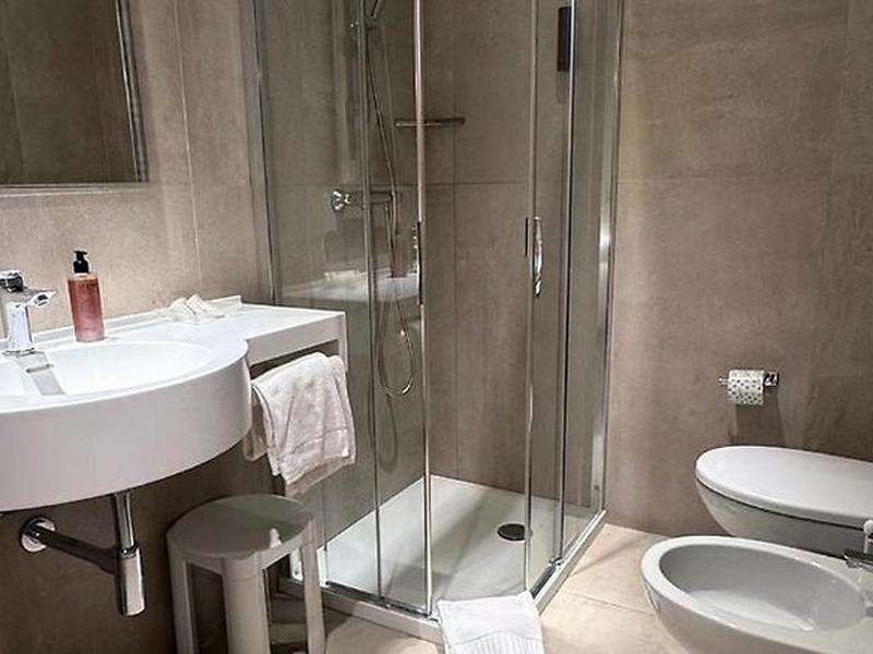 8F7E5EB7AD8E12DE8DF6525D30FAE8C3