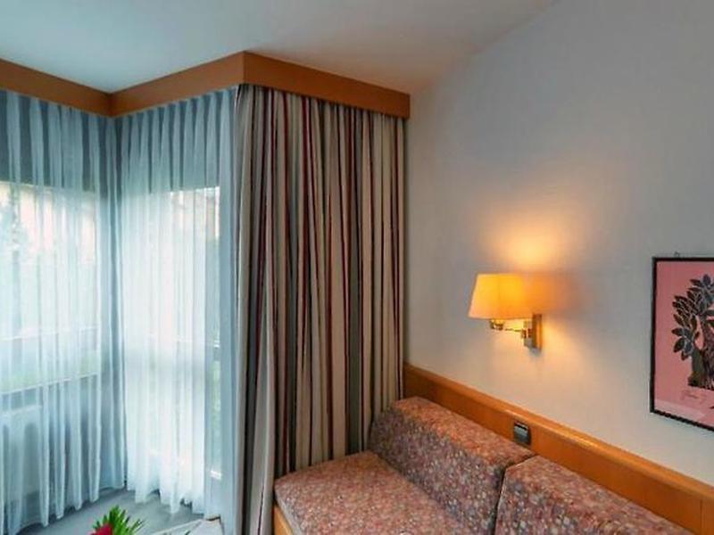 47ACBF0F04D400CA5CD68BA01313C3D7