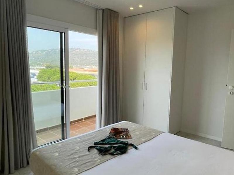 6CE5A1DFAA44D32526E66C06DFE4B35C