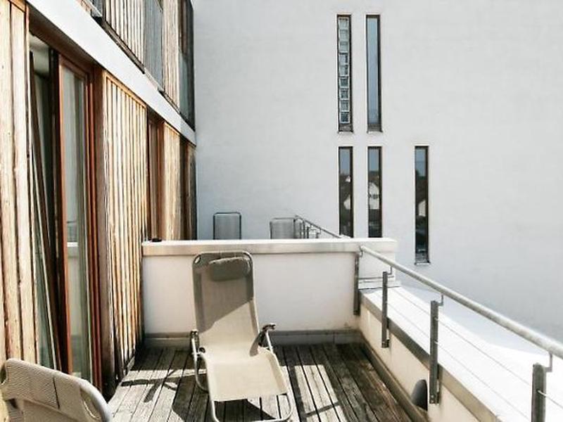 64728AAF57EF7E91B9C610A5CF99A106