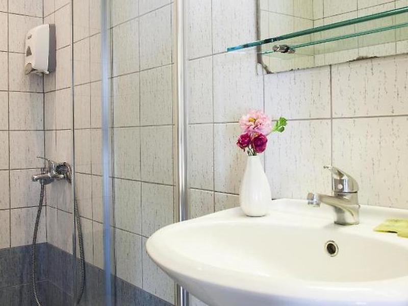 F6DACCBD9D7D83CB9E8DE266FEC380CF