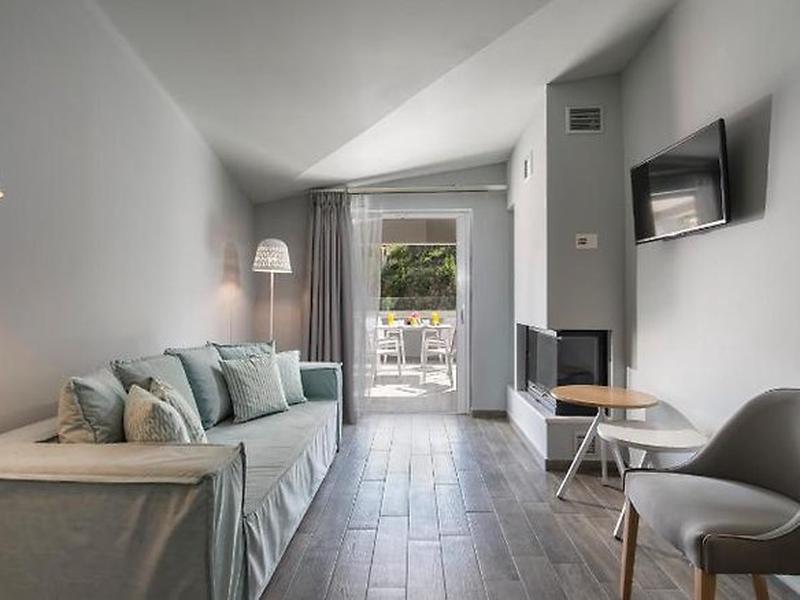 5C7A86E55C34EAE1C7A0E87CF9C5F27E