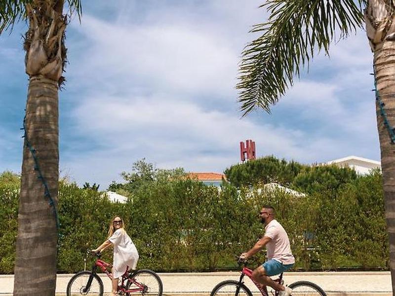 EEBC4A1FBEAF072D64BE3A7E9B089945