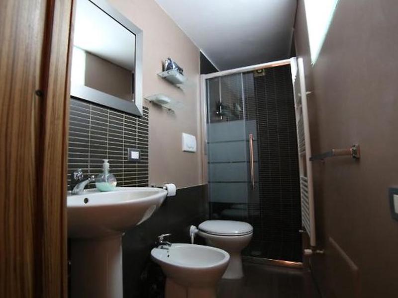 F3BA28EF87E8D33F997D30B13D2E0BC5