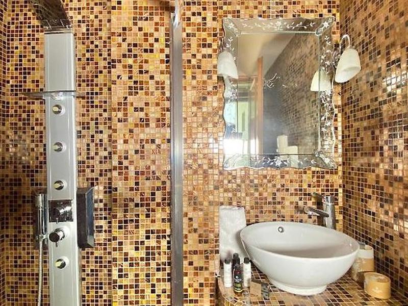 121652FC06EAEF4A49016BD260F535D8