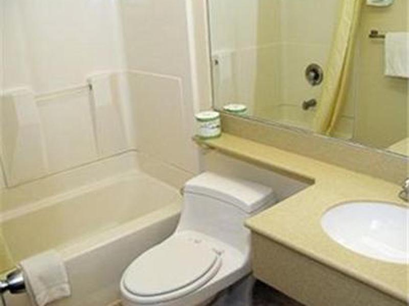 D57ABF56F20EBFFC24CB45B5103E0BB0