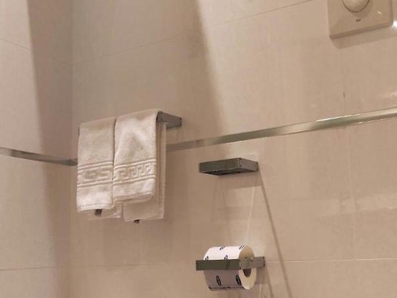 0A67FAE3C6FD18882E4E03DC08037885