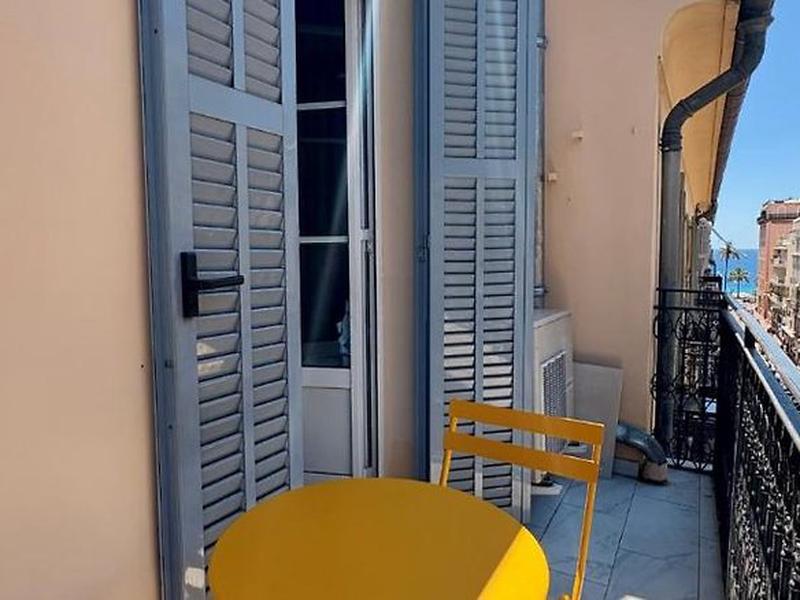 BBC352ABD5656F3F61B58379DFD56A6F