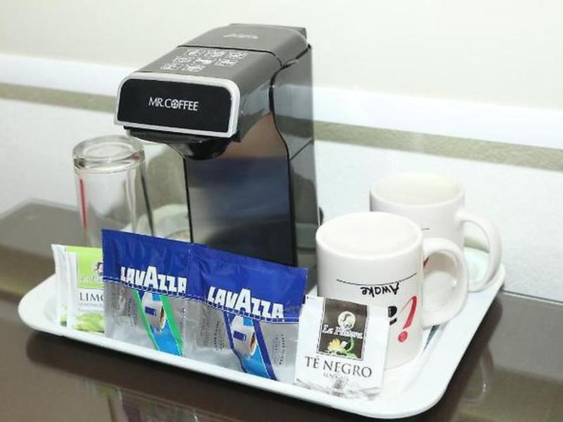 98D2211EAD79C8C1C940666E8B7A48F6