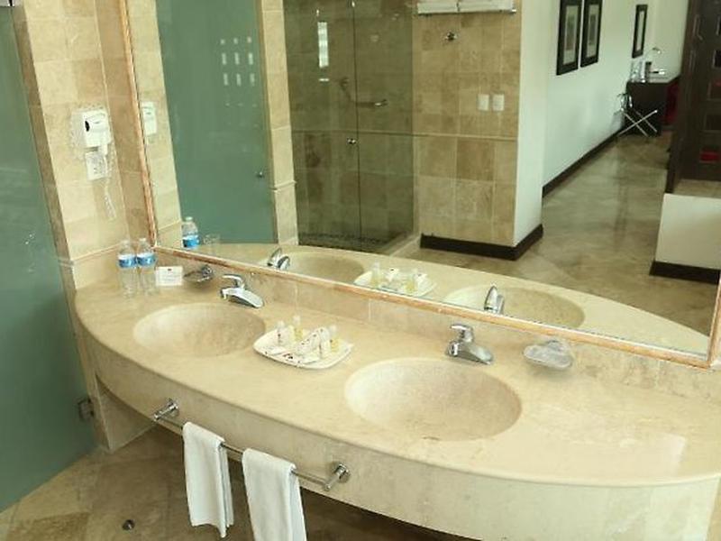 2800C02B4A2C9A2581D431E85D991AC1