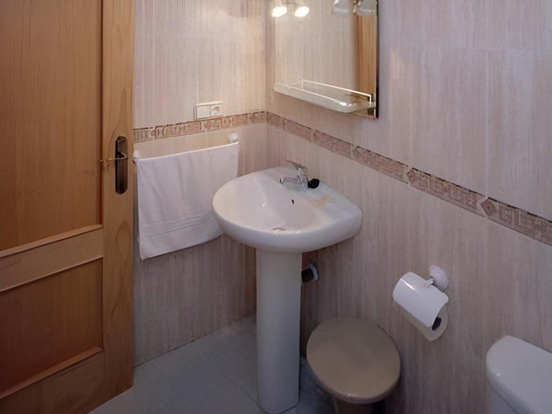 662EA4D30CC181232EE5F8F046D3D050