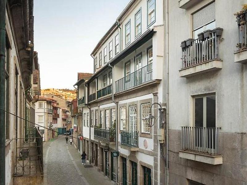 9E456BD0F54356020F4C8EBC793C332C