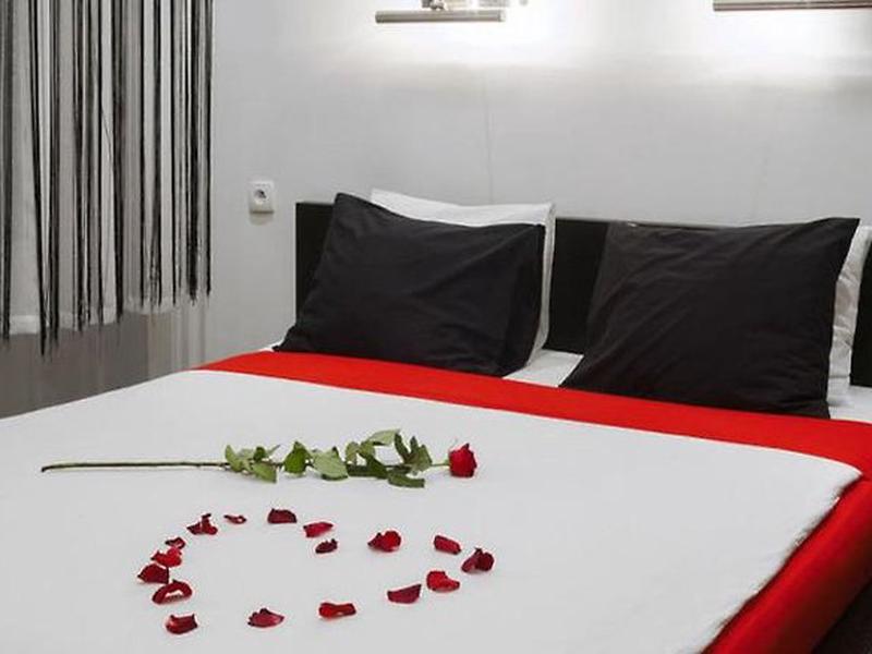 368FF3879678D227AD00F422ABE6CDB6