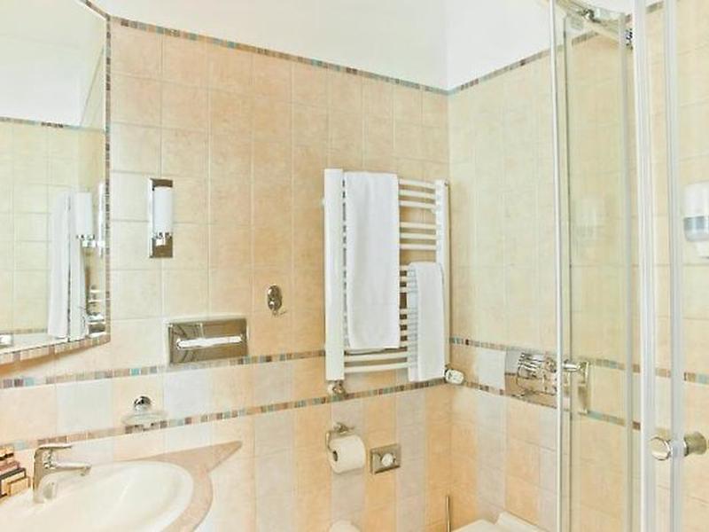 282897D7D1B81949D51FD9D87D9FCABC