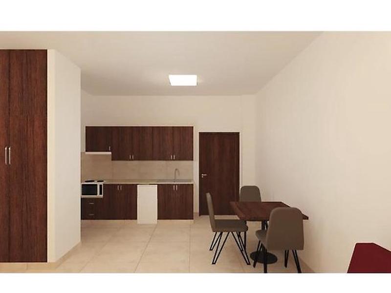 E1F0C75FD537939F17F2C70A80617E32