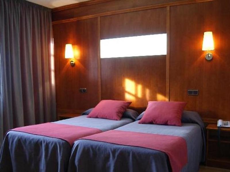 41E85E26F27CE222D30B5C701B3DBBC6