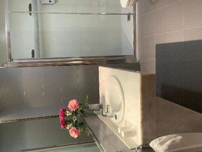 B33D1F838DD55E60F2C690E8A9505BB4