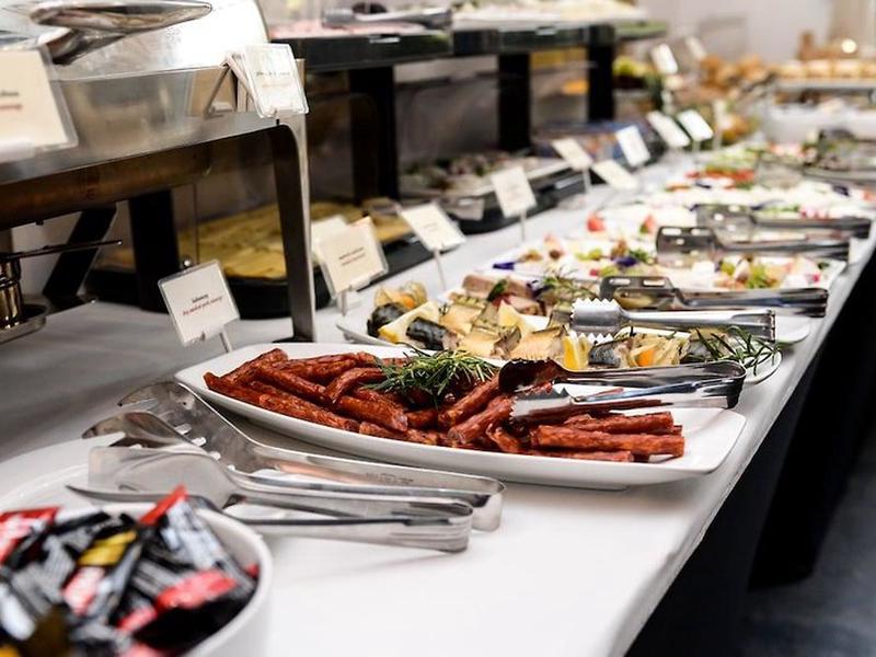 CF2FCC77CCD7A042B5D98C48EB3F4434