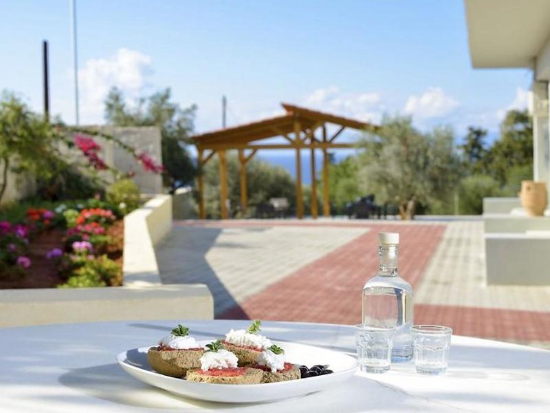 6081EFA25C963236D0E6D259364D4B43