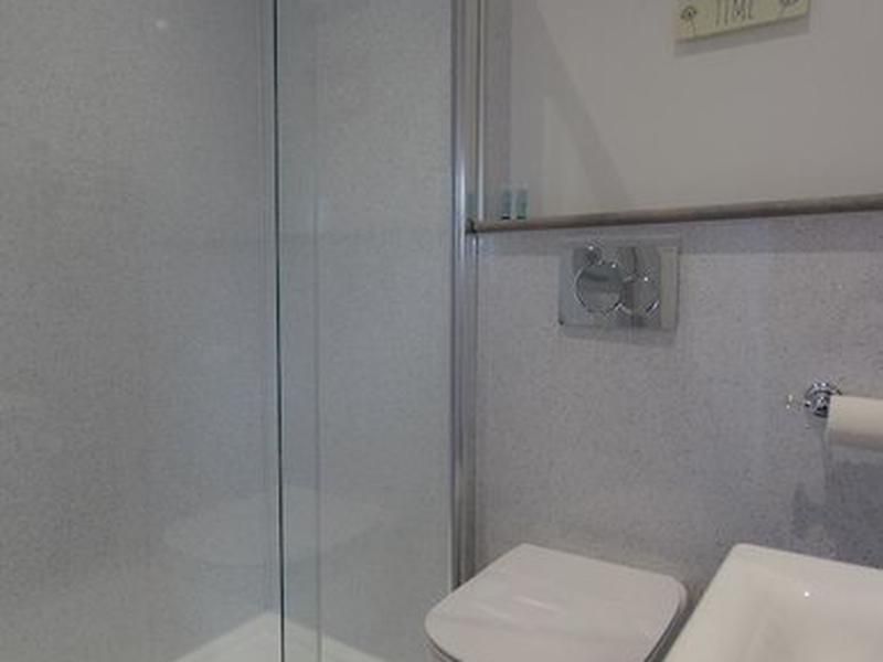 904768DE0CBF0564C29ADC99AB2B8E46