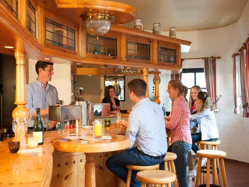 CF794729001EABD92E9C3BFA9C149270