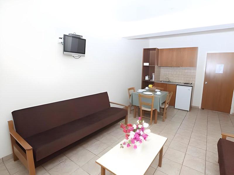 E8D566F4FBC6D3A515DCAC4C4DF17A2A