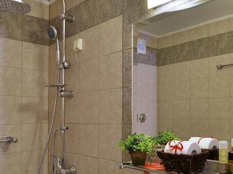 FB16ADEEAB49F9244E2B6867CF50305B