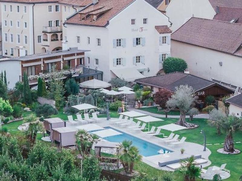 0087AFFD25850B98D7A1295D649F4C26