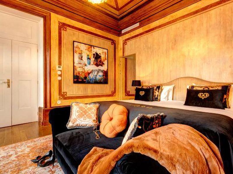 7EEB6C9E27B7035C2DB2B95C50907C71