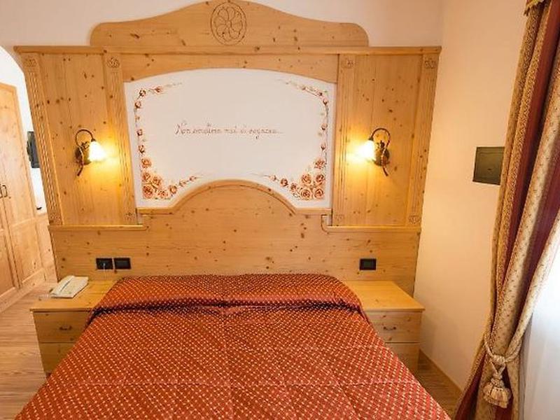 88BCF48DC36F843A688240E2CDBAA5C9