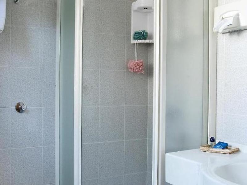 24071CB0FFF73B9AC7286DE02A7584EA