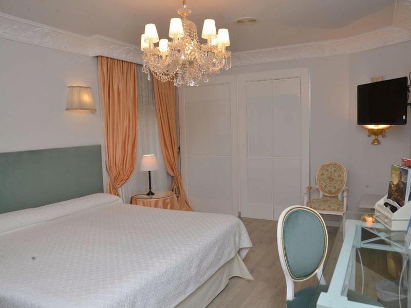 04C08CD06DB7B6B83F5FDB455D965EB6